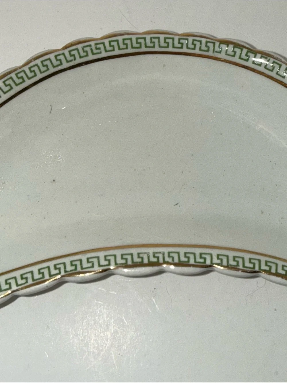 Mercer Pottery Company classic scalloped